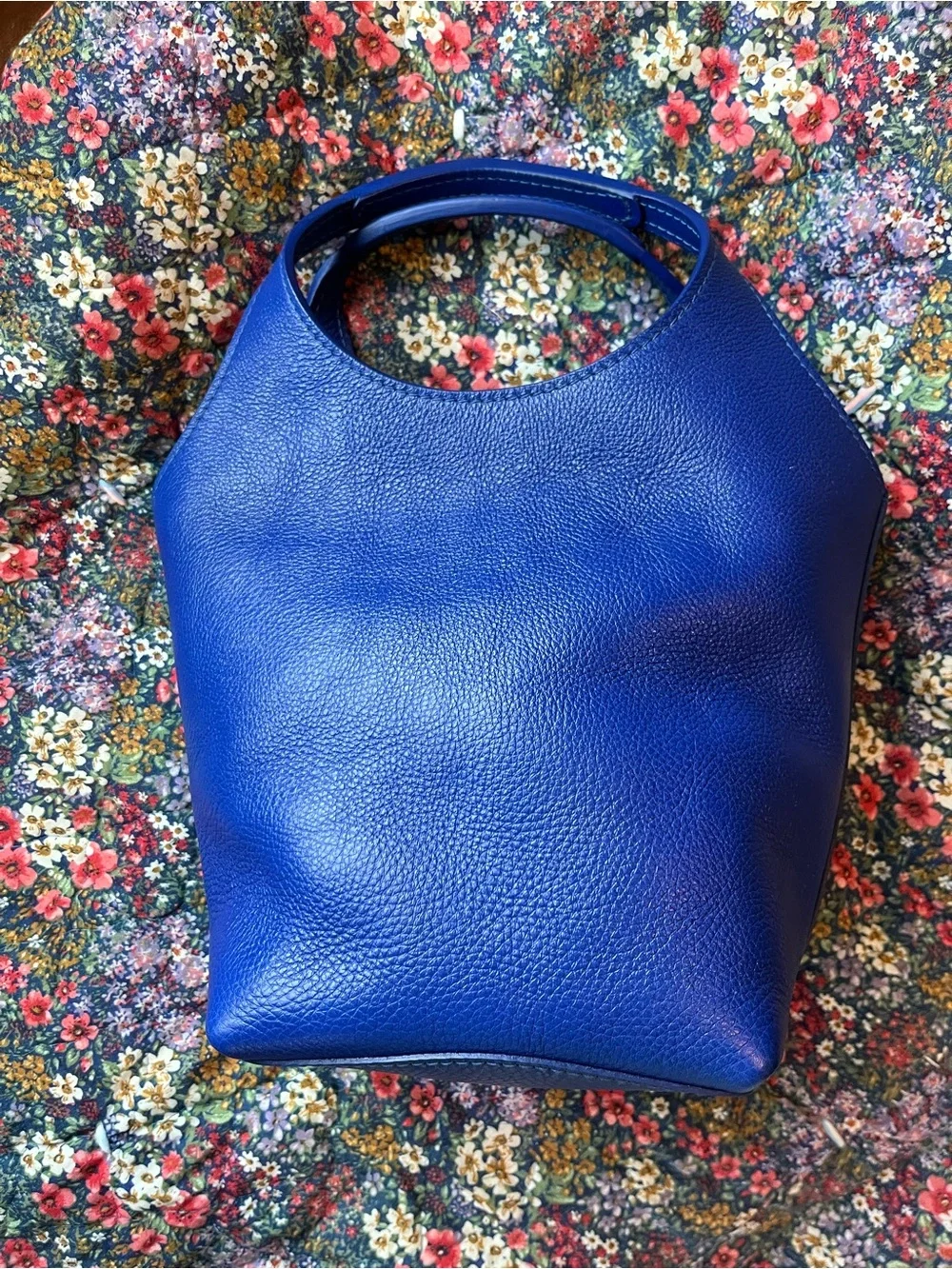 NWT Lindquist Object Ama in Ultramarine
